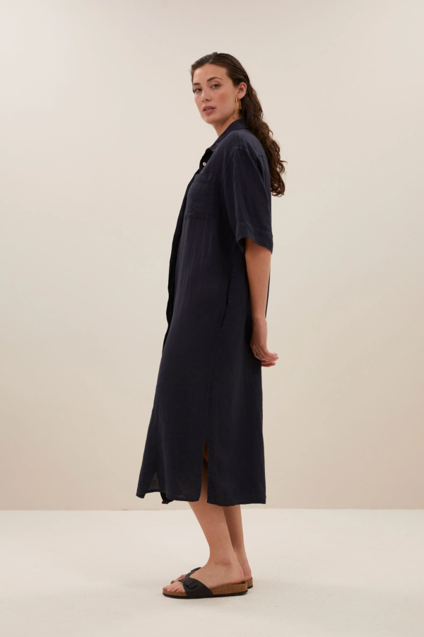 By bar Leinenkleid