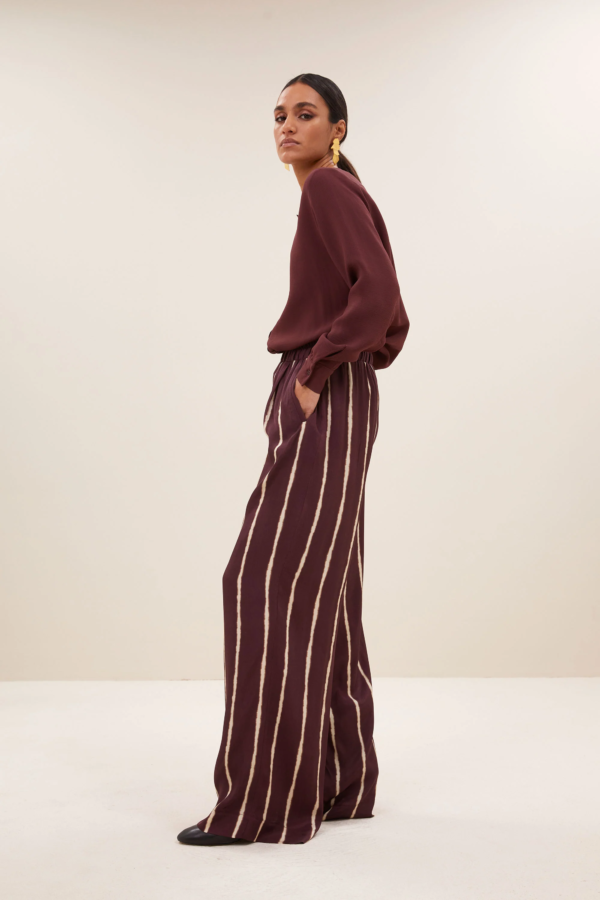 By bar Amsterdam Benji Hise